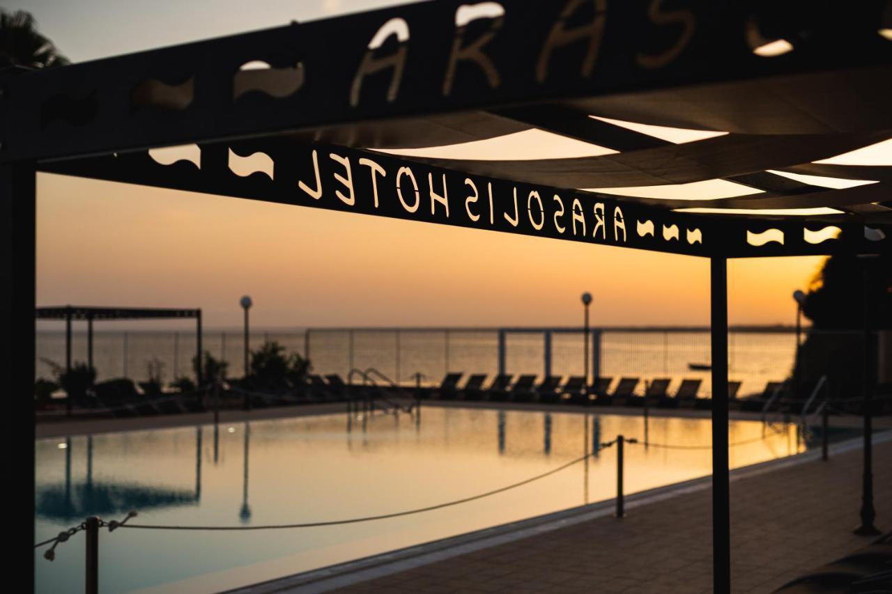 Apulia Hotel Taranto Ara Solis Lido Azzurro Екстер'єр фото