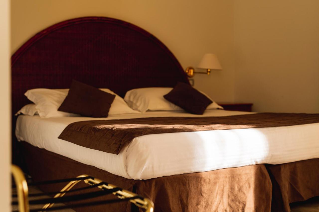 Apulia Hotel Taranto Ara Solis Lido Azzurro Екстер'єр фото