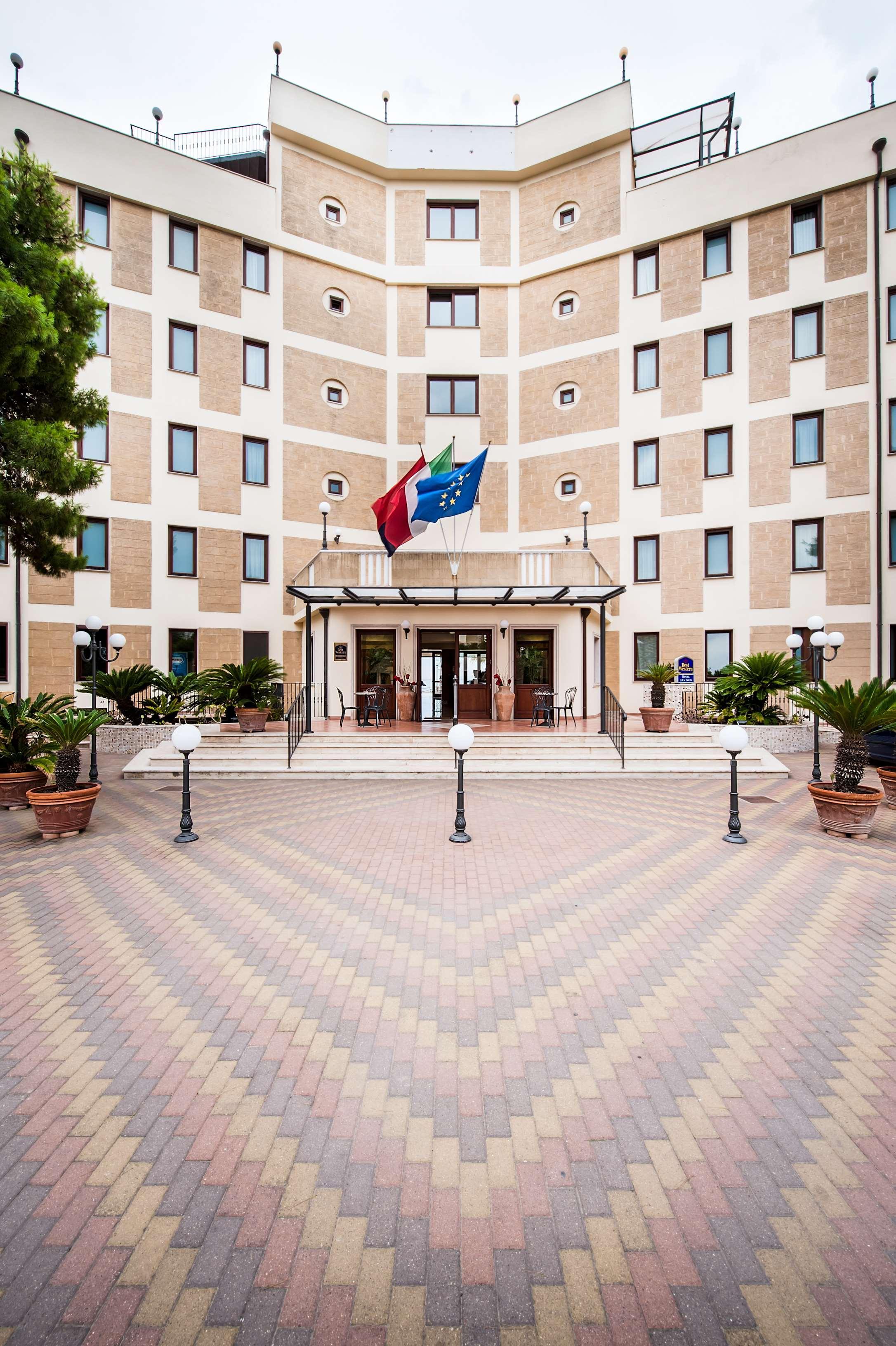 Apulia Hotel Taranto Ara Solis Lido Azzurro Екстер'єр фото